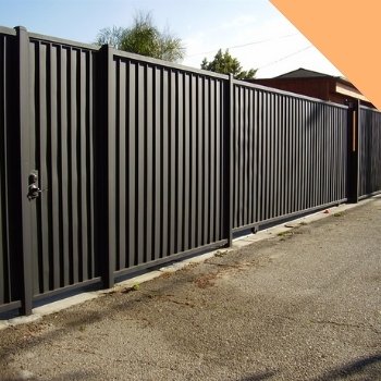 ограждение из профилированного листа